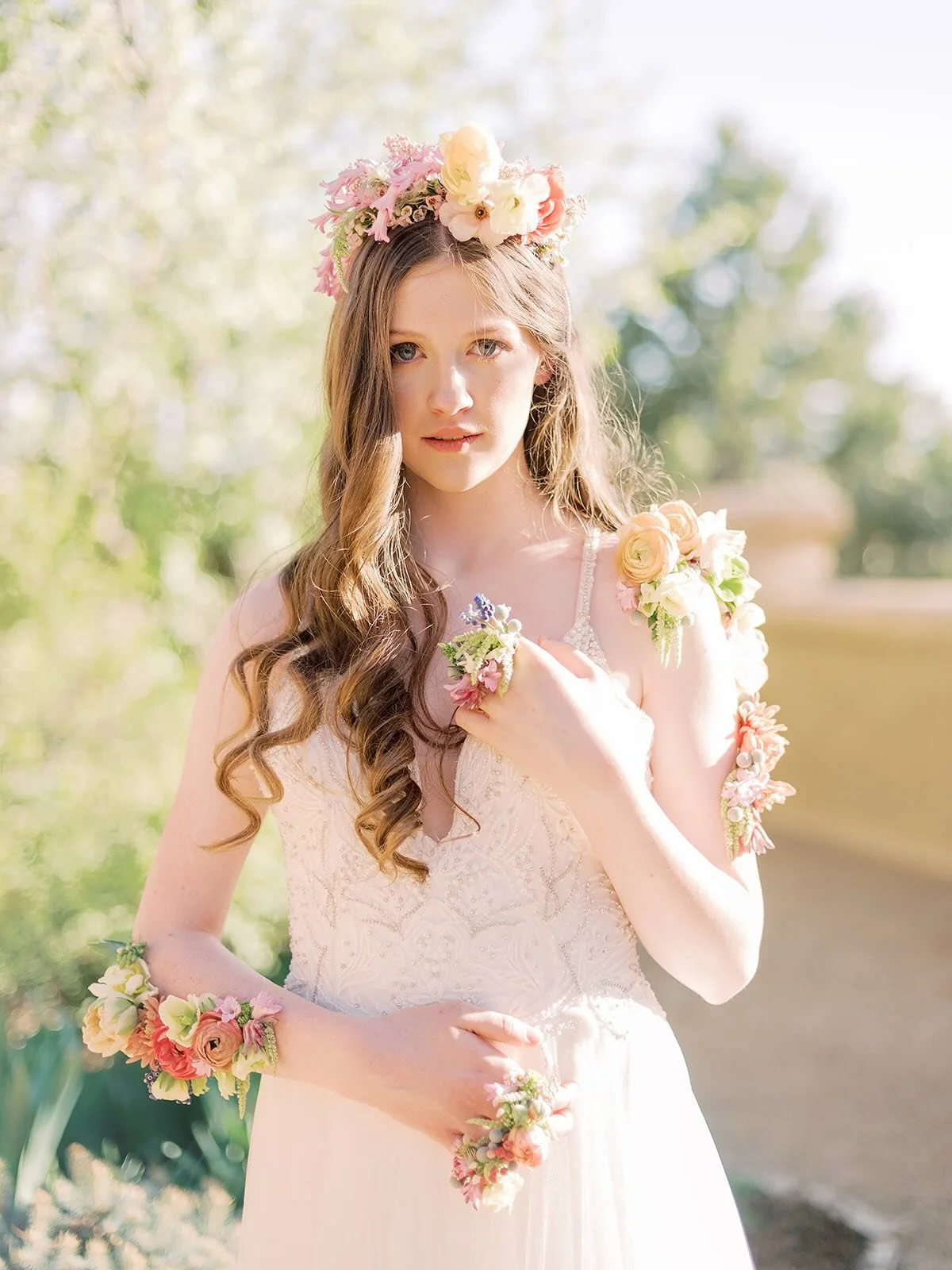 Romantic details that blur the line between fashion and florals.

Photography: @breewoolliscroft 
Floral jewelry: @flintandpearl 
HMU: @kimjbeauty 
Dress: @thebridalcollection 

#FloralJewelry
#BridalEditorial
#LuxuryWeddingDesign
#WeddingDetails
#Ed