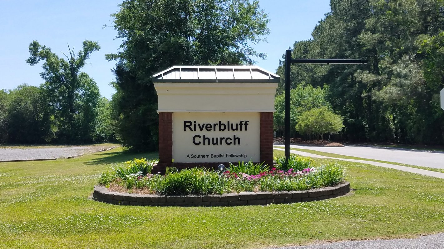 RIVERBLUFF-CHURCH-ROAD-SIGN.jpg