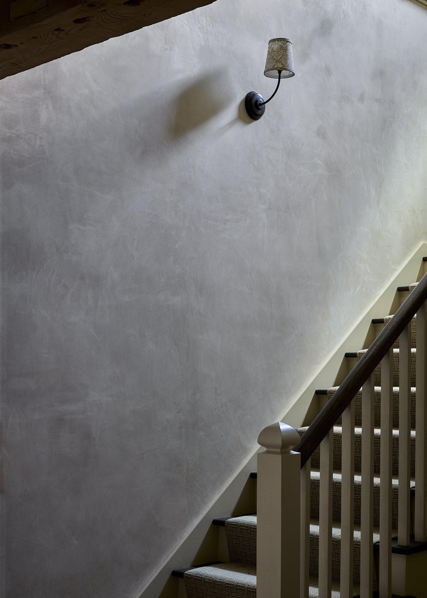 EFuerniss_KateLight_242MacRaeView_5501.jpg