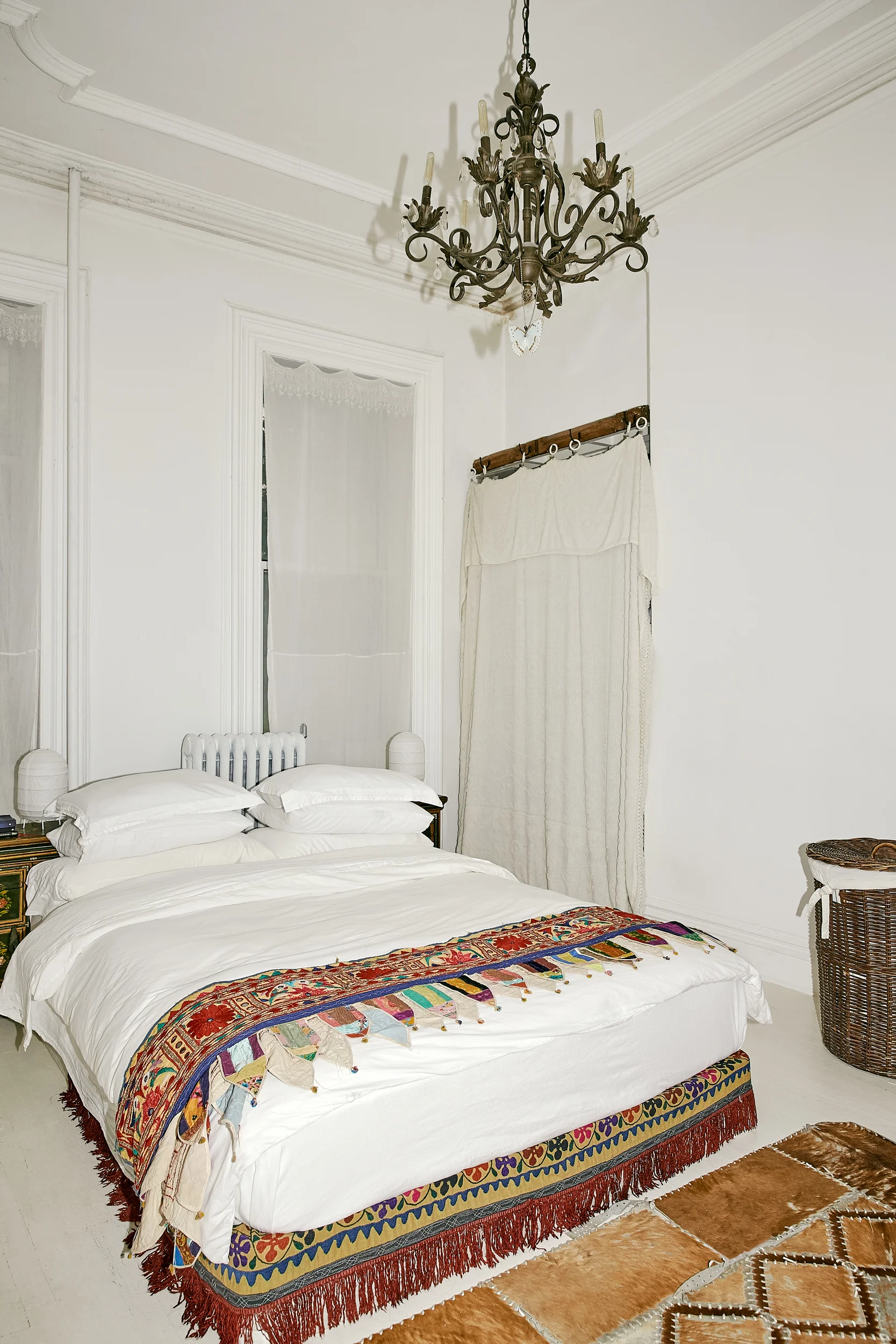 Home of Casting Director Amhalise Morgan , photography by Aaron Bengochea.