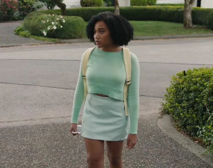 ce8ca19ebb1d475838a3ac654387dab8--amandla-stenberg-cropped-sweater.jpg