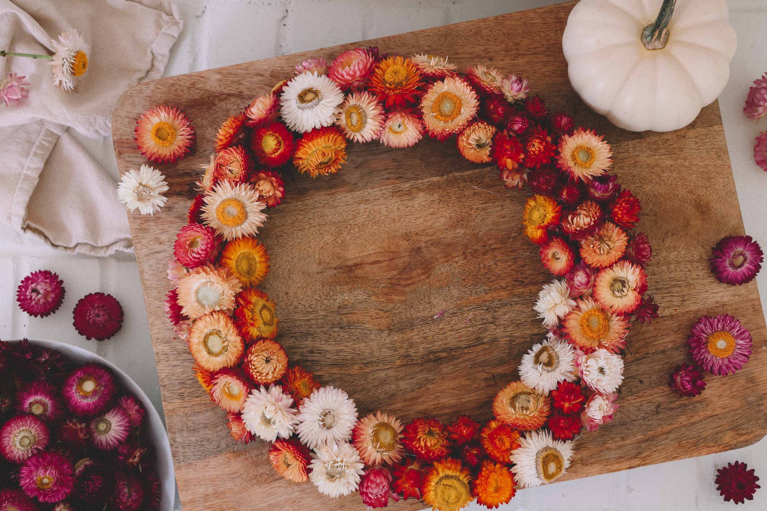 berry-strawflower-wreath-dried-flowers-19.jpg