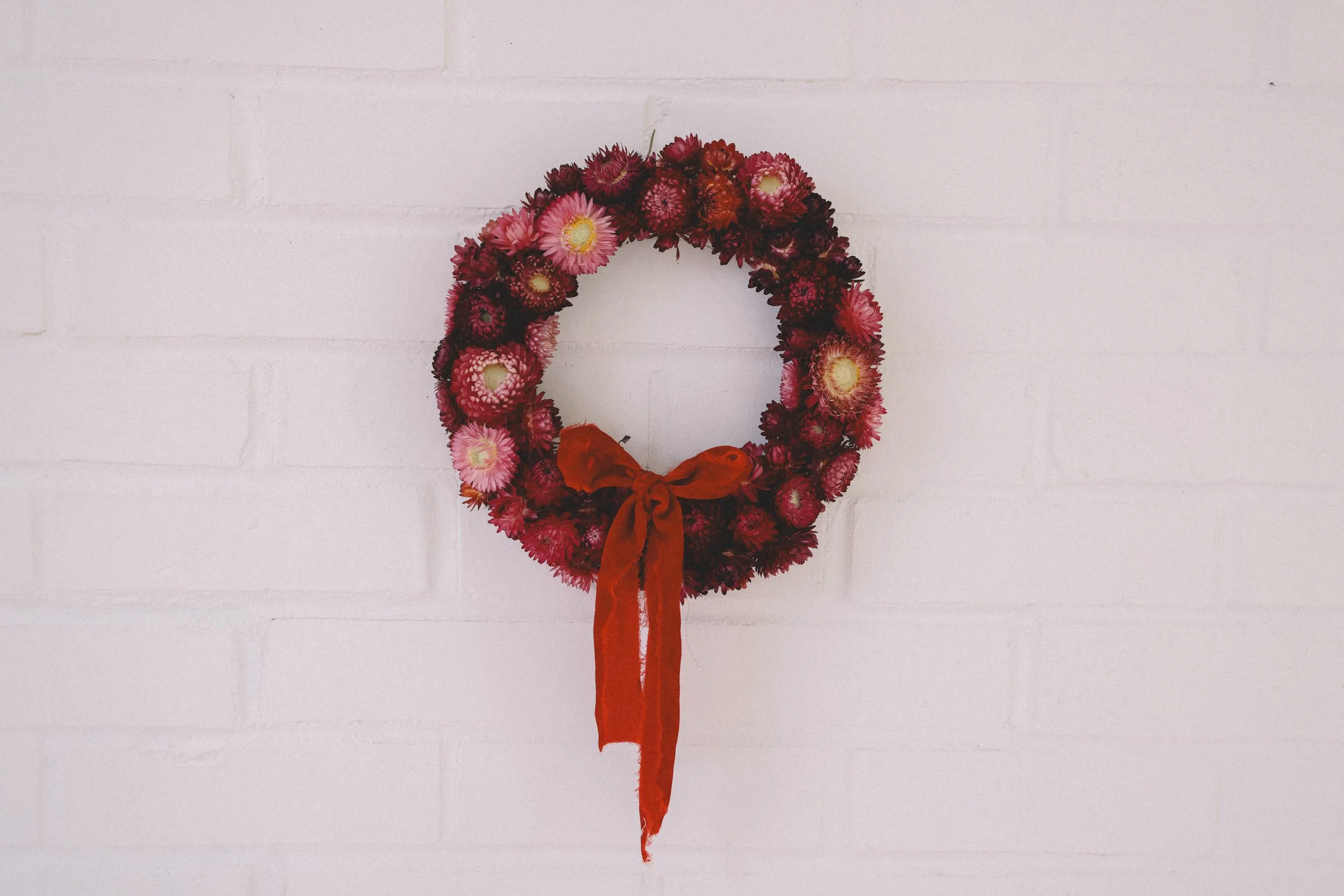 berry-strawflower-wreath-dried-flowers-16.jpg