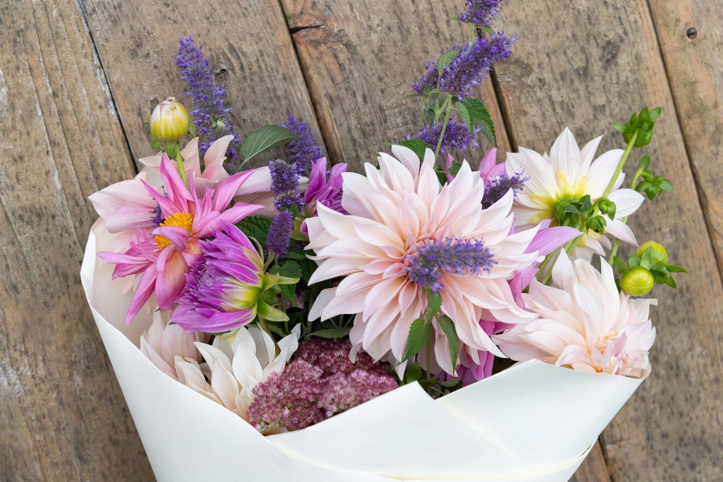 overhead-late-summer-flower-bouquet.jpg