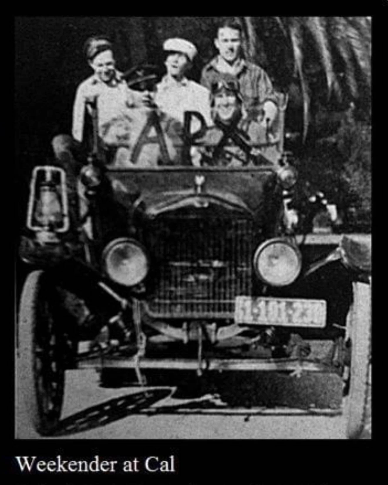 How iconic is this photo?! ⚜️✨ It captures a group of jovial APX Andronicus members driving their way from USC up to Cal Berkeley for a football weekender, circa 1920s! We hope this photo gets you into the &ldquo;Roaring 20s&rdquo; spirit as we get r
