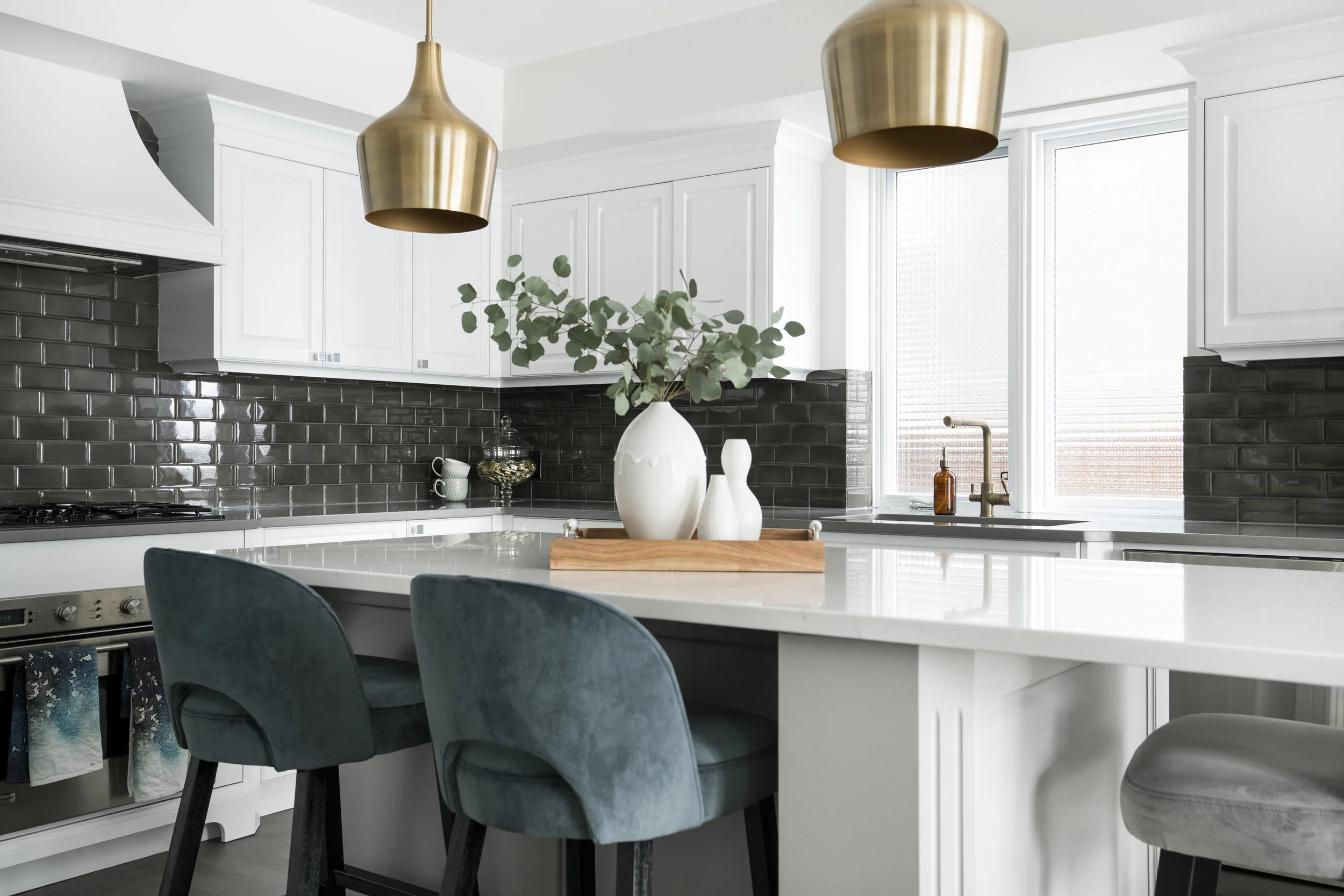 Design: Gioia Interiors. - Photography: MJay Photography