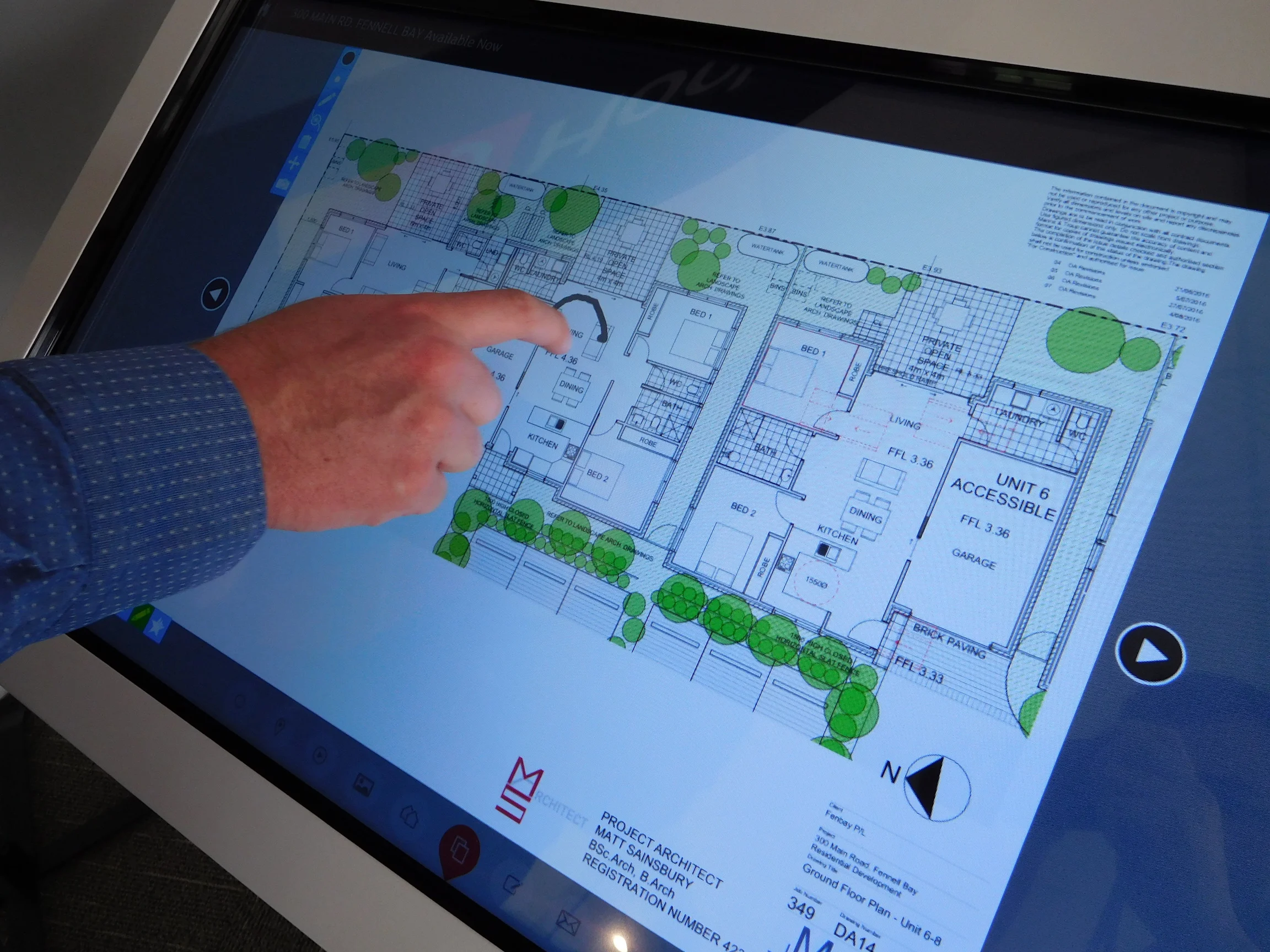 LJ Hooker Kiosk 3.JPG