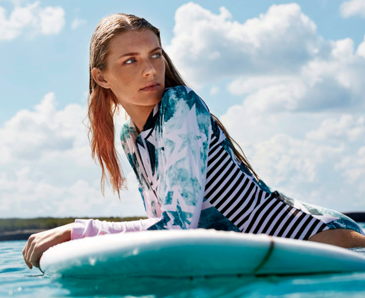 woman surfer.png