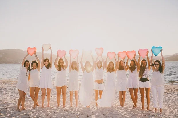 bridesmaids-party-bachelorette-beach.jpg