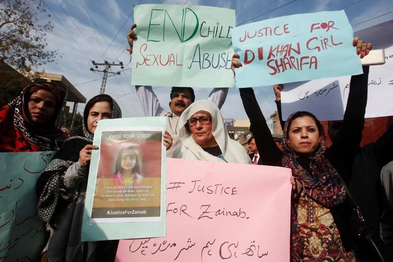 (Protesters hold up signs in the city of Kasul in Pakistan’s province of Punjab; Credit: The Himalayan Times, January 11th, 2018)