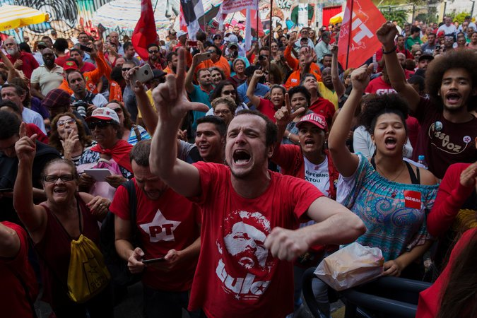 Photo: Mr. da Silva’s supporters demonstrated on Friday against the warrant for his arrest. Source: The New York Times