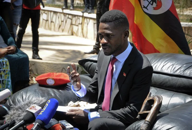 Bobi Wine meeting with the press after his return to Uganda Photo: Ronald Kabuubi/ AP Photo
