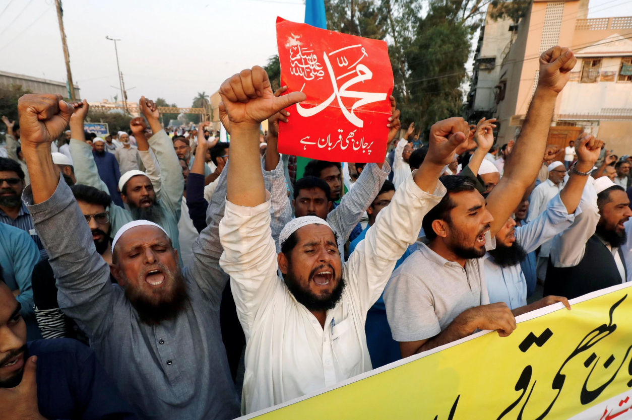 Protesters at a rally against Asia Bibi on Wednesday. Photo: Akhtar Soomro/Reuters .