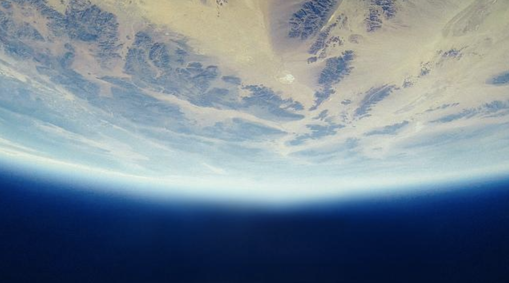 The ozone level is expected to recover by the middle of the century. Photo: Flickr .