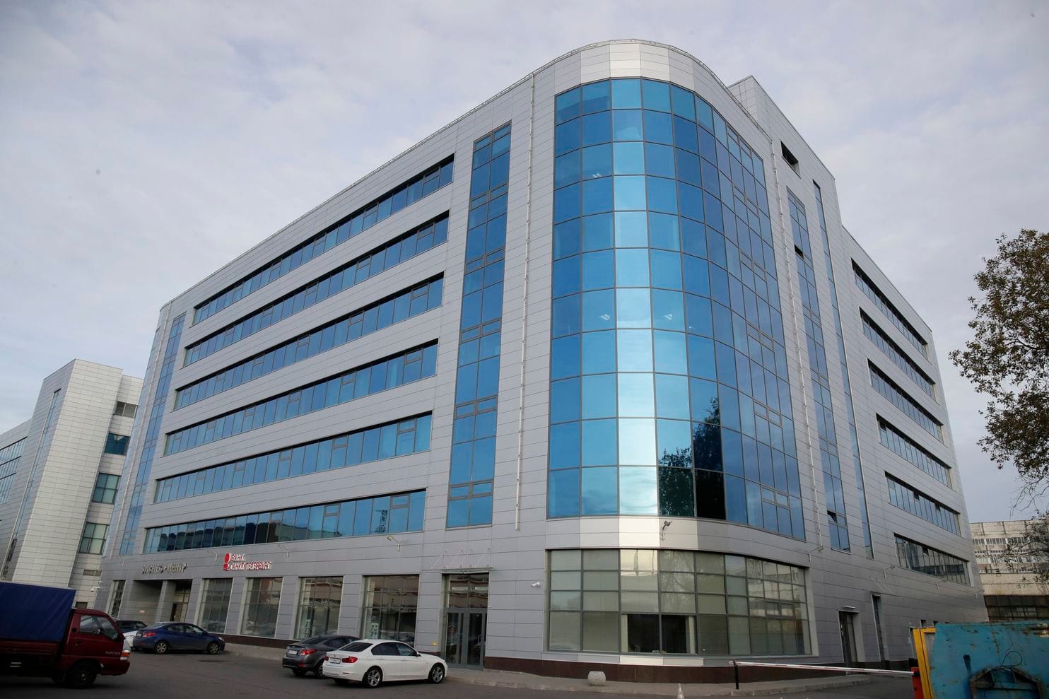 The building that houses the Internet Research Agency in St. Petersburg. Photo Credit: Dmitri Lovetsky/AP/ Washington Post