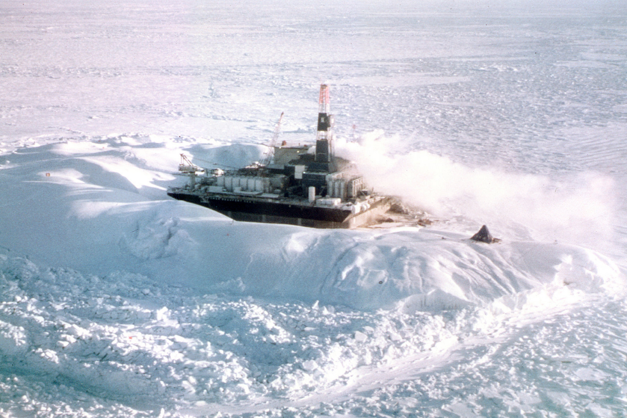 A Russian drilling rig in the Arctic Ocean. Photo: Energy CG