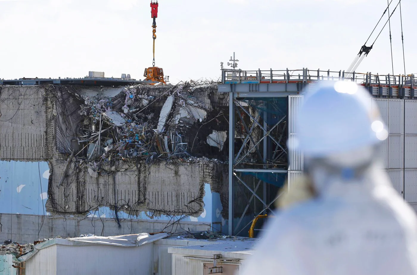 A closer look at the damaged Fukushima No. 3 reactor. Photo: Engadget
