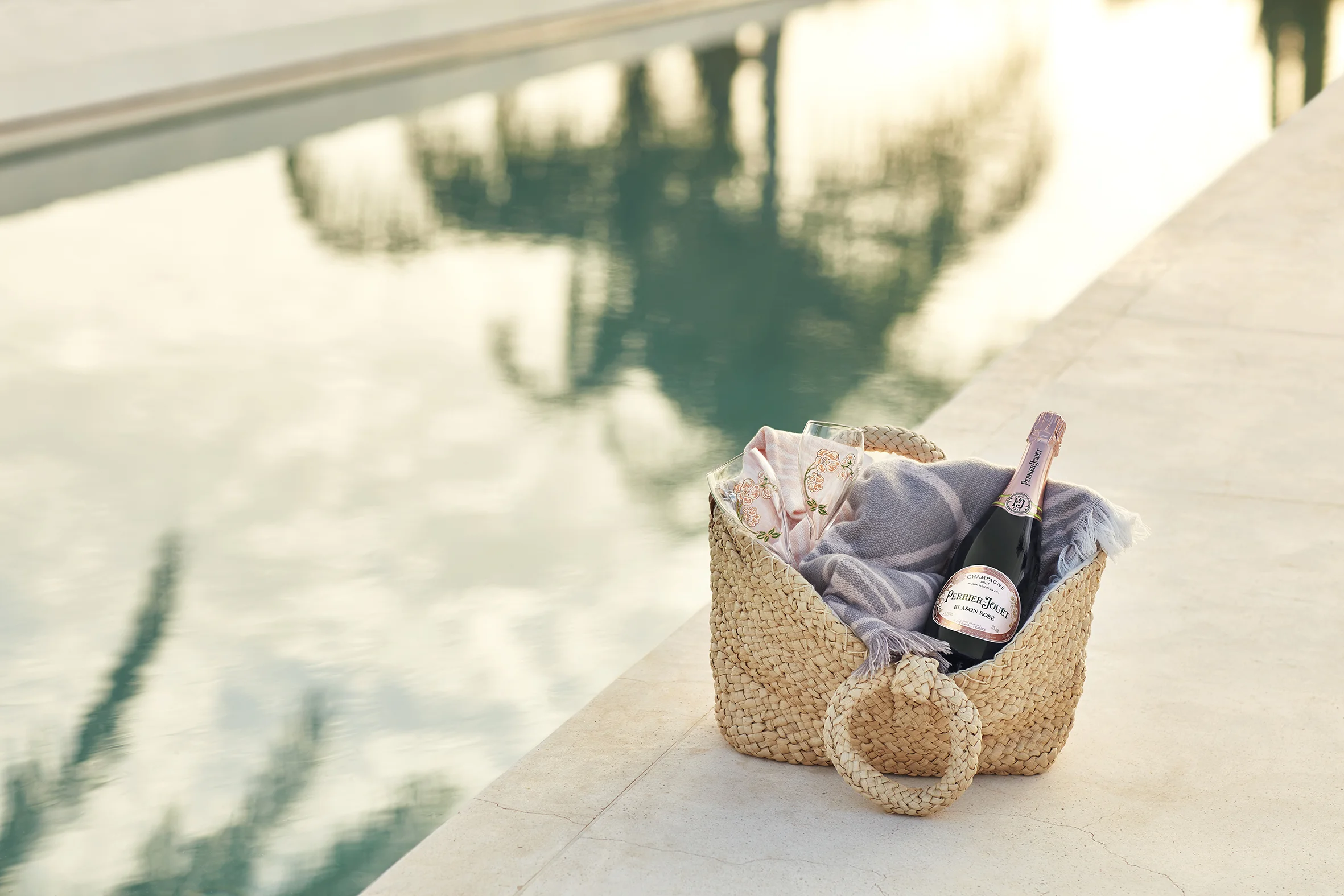 Image_06_15h04 A la piscine.jpg