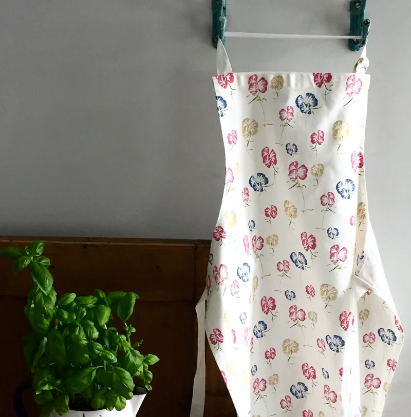 Sweet-Pea-Apron1.jpg