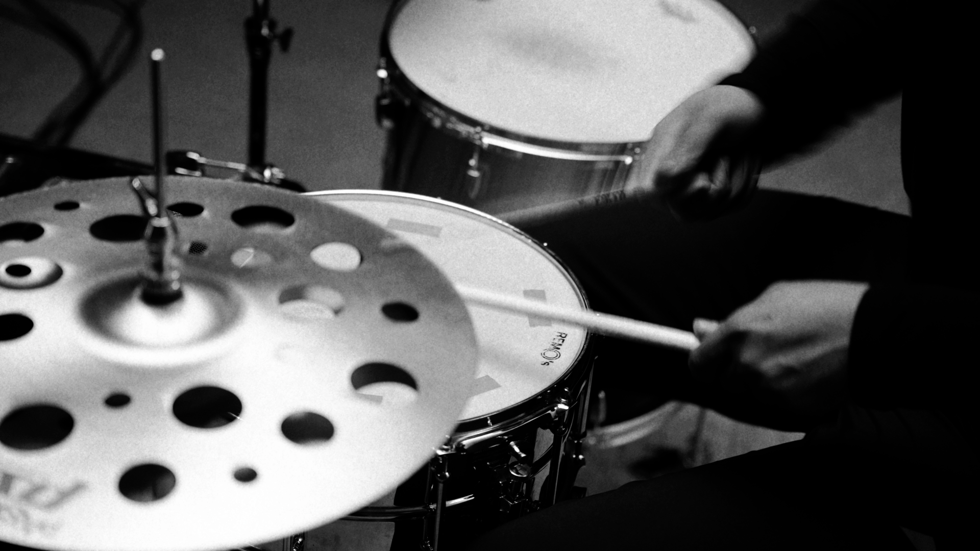 Hero Movie_01_00_43_05.png