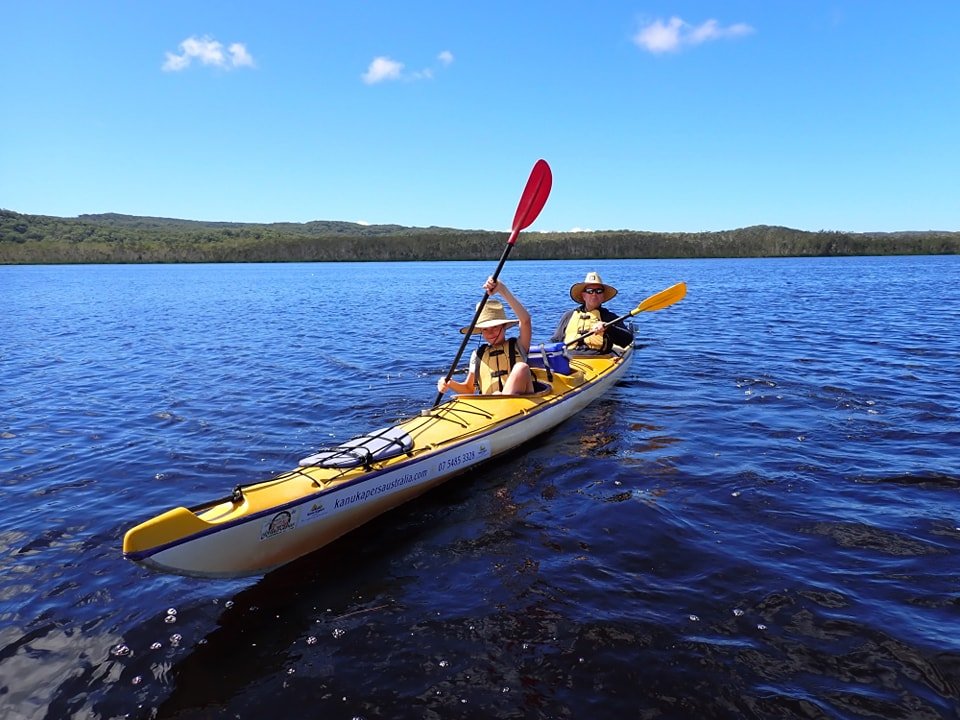 Sunshine and good times! Another amazing tour out exploring the Noosa Everglades! Head to our website to book your spot! 
www.kanukapersaustralia.com