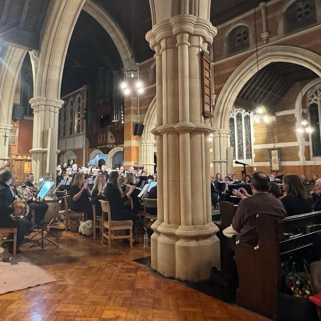 ... and a big thank you to St Mark's Church in Purley for hosting us on Saturday. Look at this incredible venue! The acoustics were excellent and allowed Ophelia, our solo pianist, and the orchestra to shine. 🌟 🎶