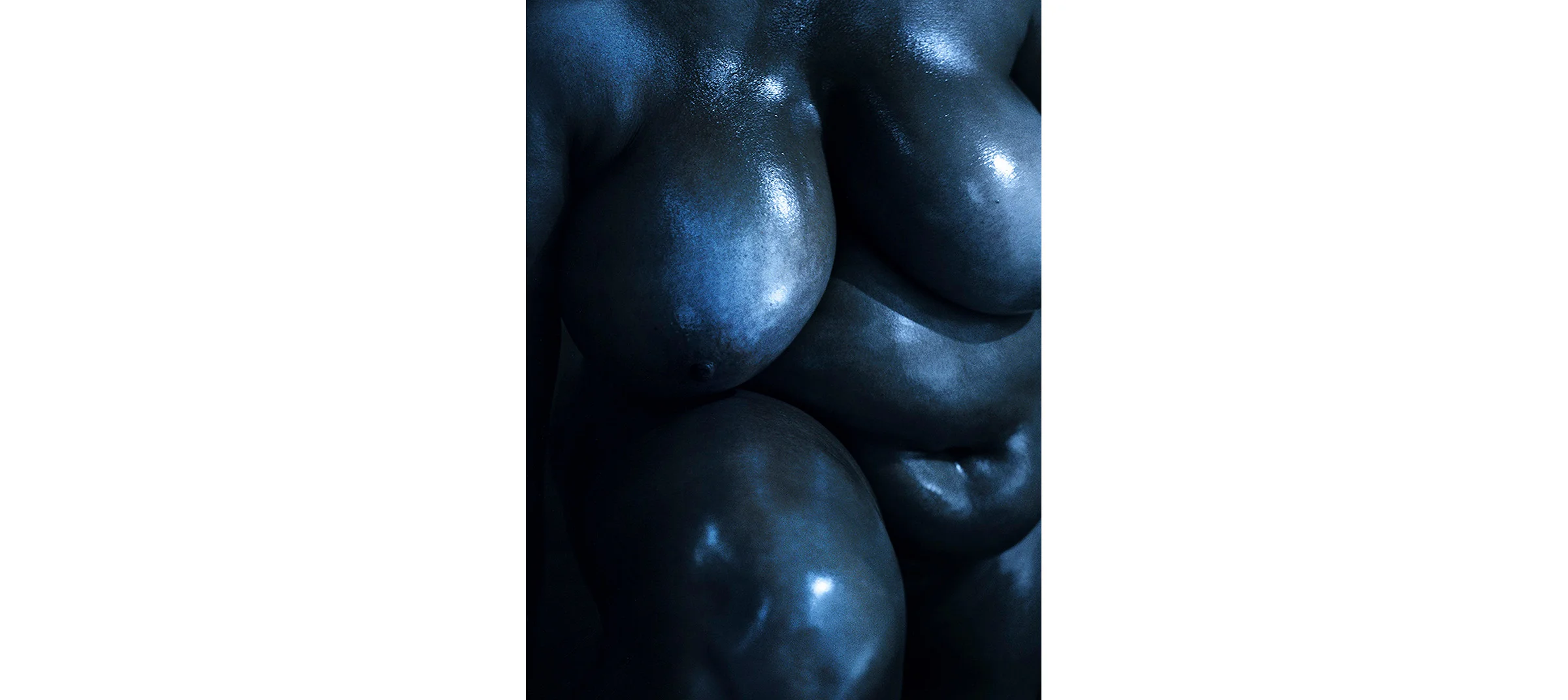 Blue Nudes Untitled N°3, 2005 Tirage gélatino argentique, 144 x 104 cm | Gelatin silver print 56,59 x 40,94 inches 5/5