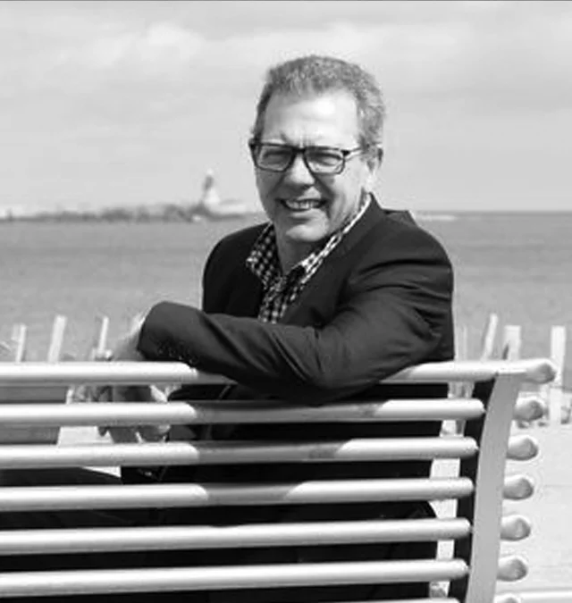 Peter MitchellB&W.jpg
