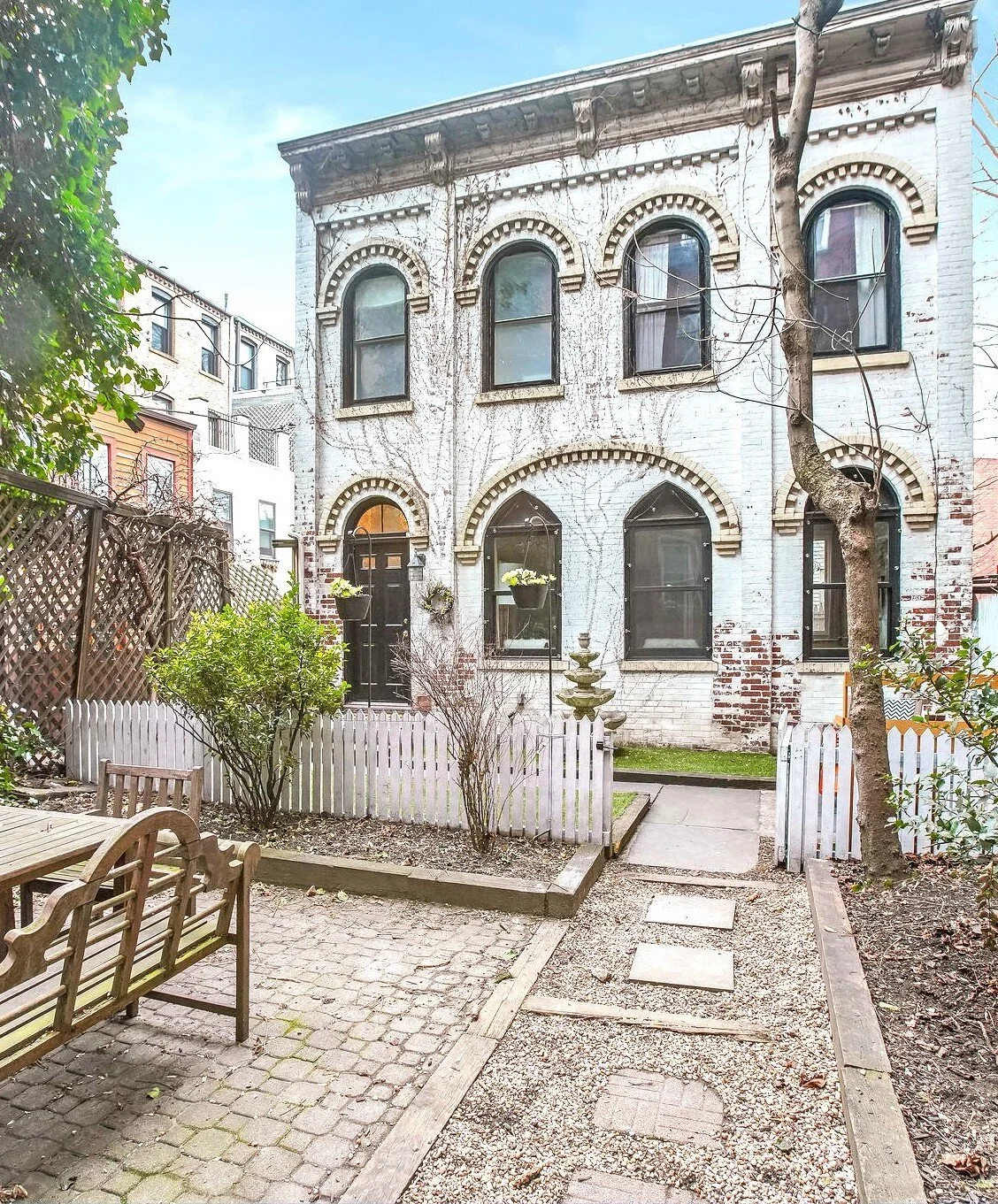 Exterior 2 copy.jpg