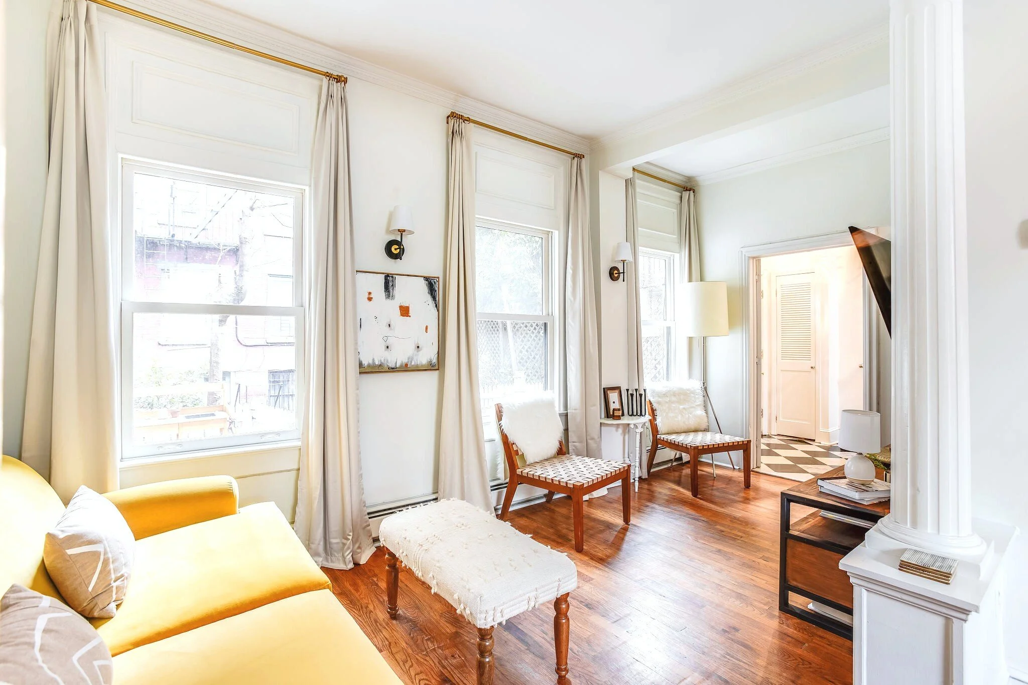 Living Room 2.jpg