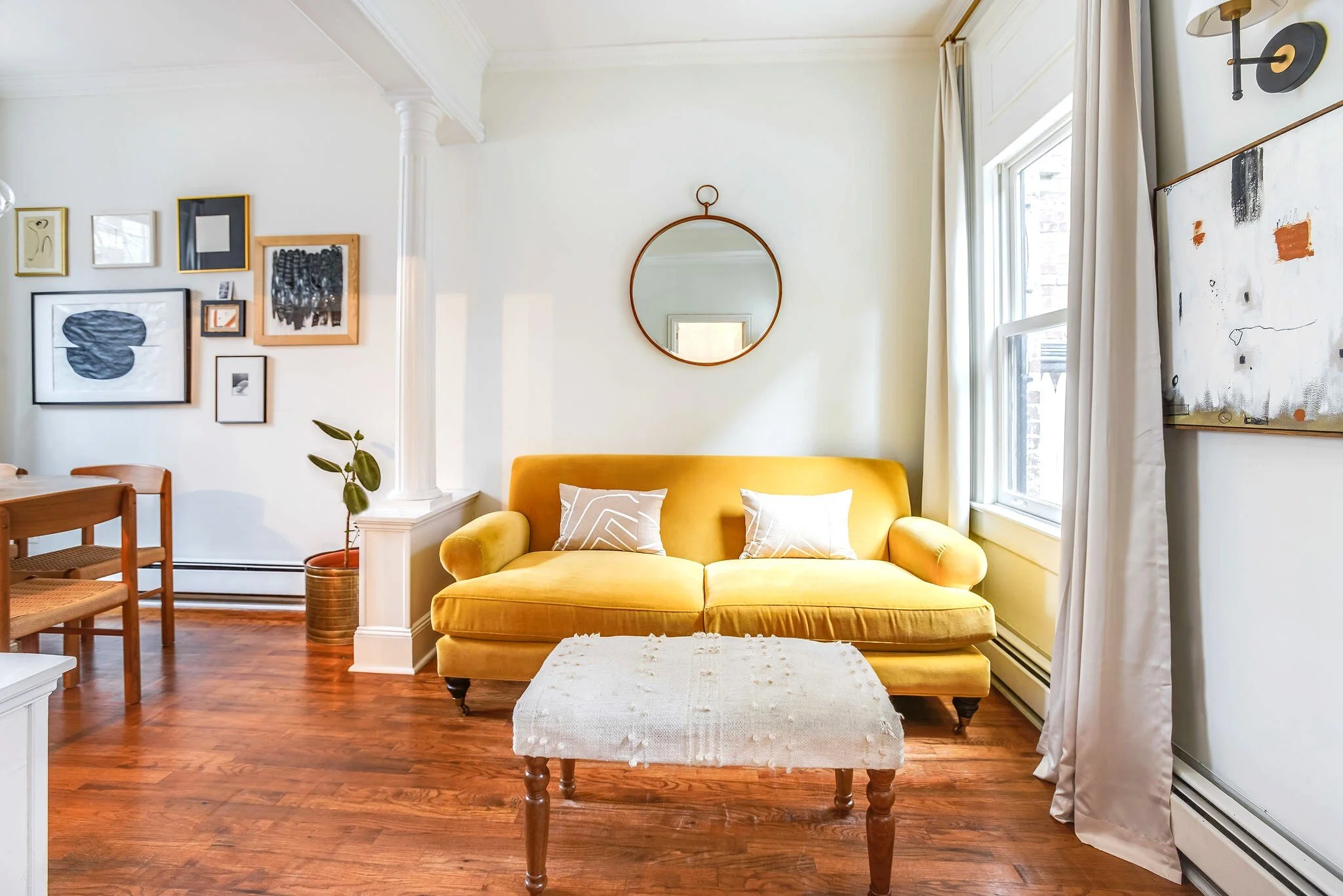 Living Room 3.jpg