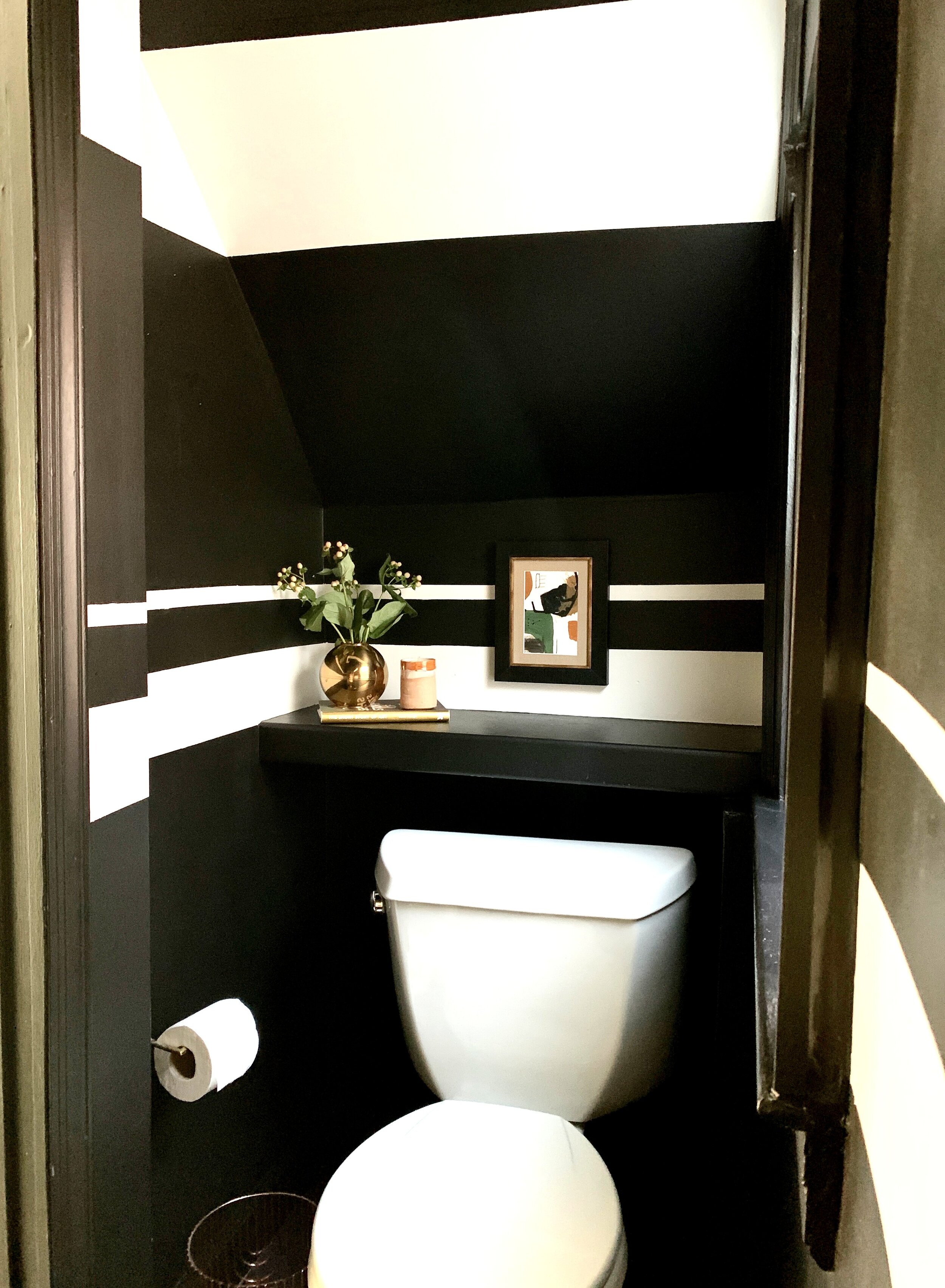 Powder Room 3.jpg