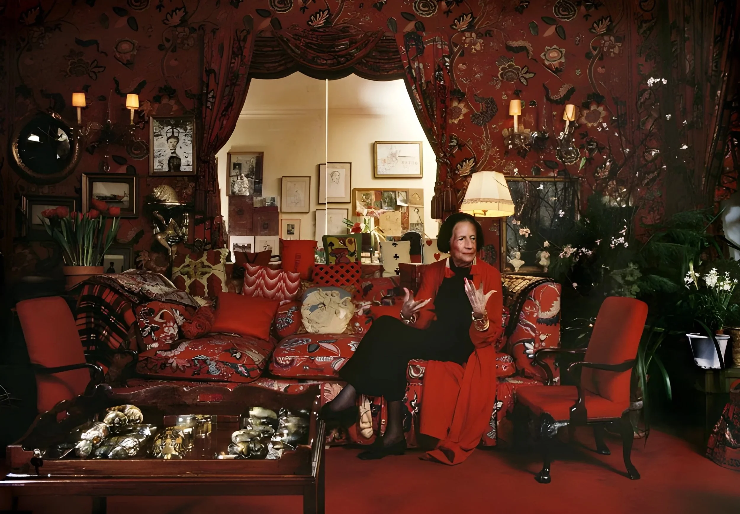  The Grand Dame in her ode to red. 
