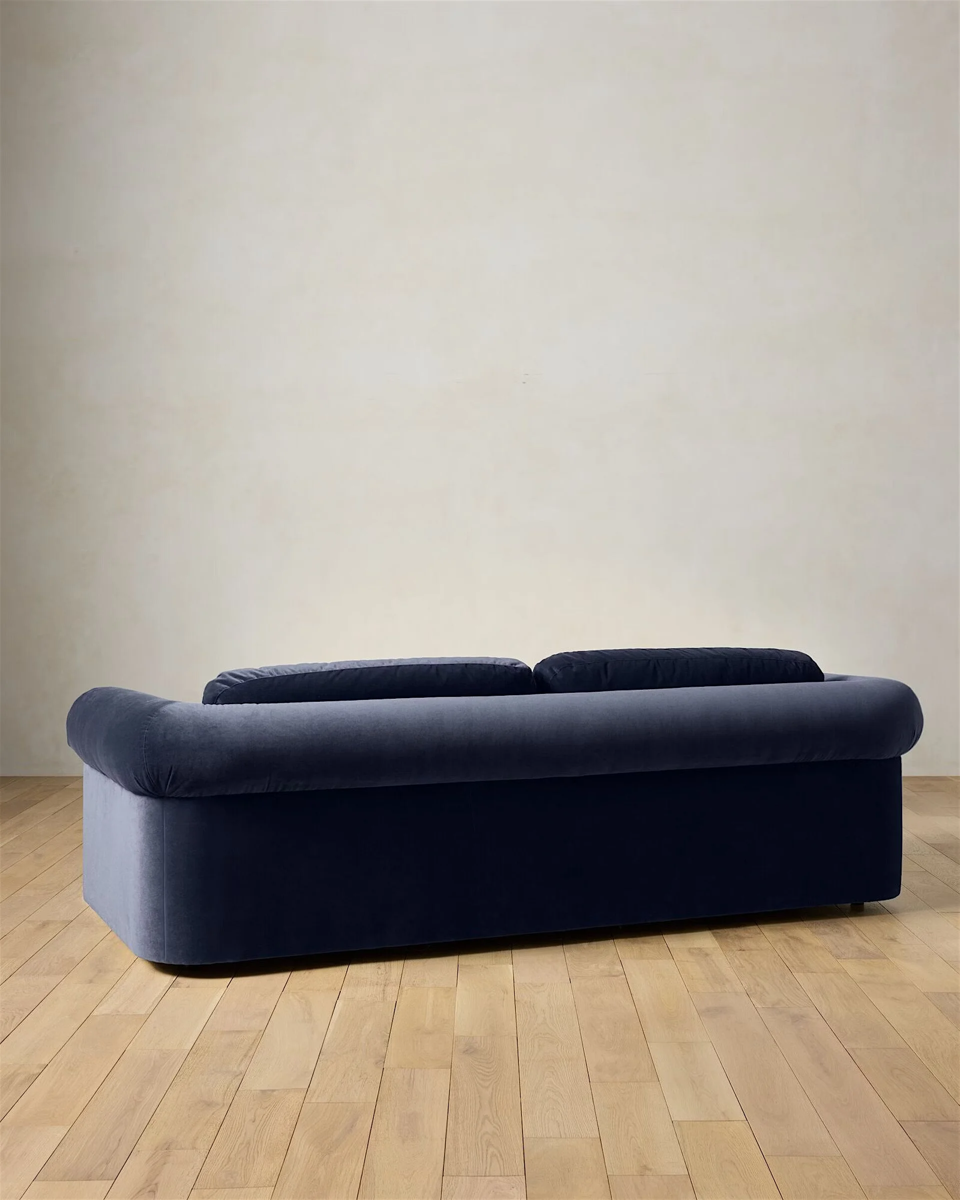 JPGTest-Seraphina_Sofa_Luster_Navy_SERA080200N20087392A_156_converted.jpg