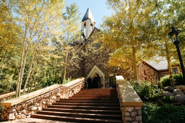 vail valley outdoor wedding florist
