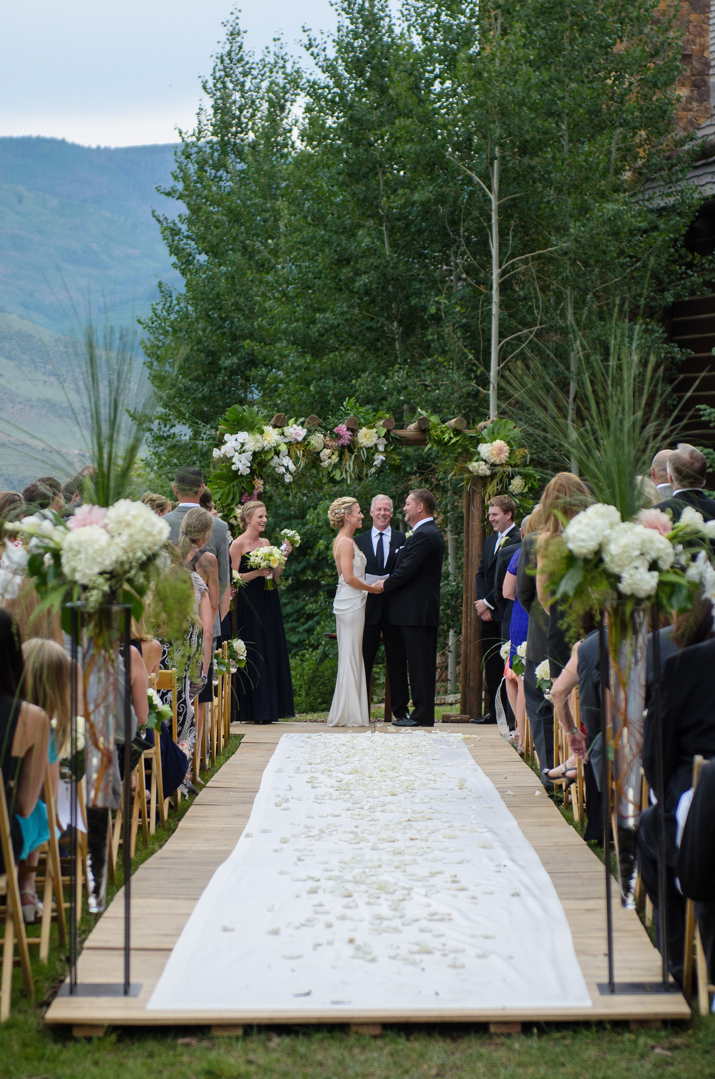 outdoor wedding flowers vail co