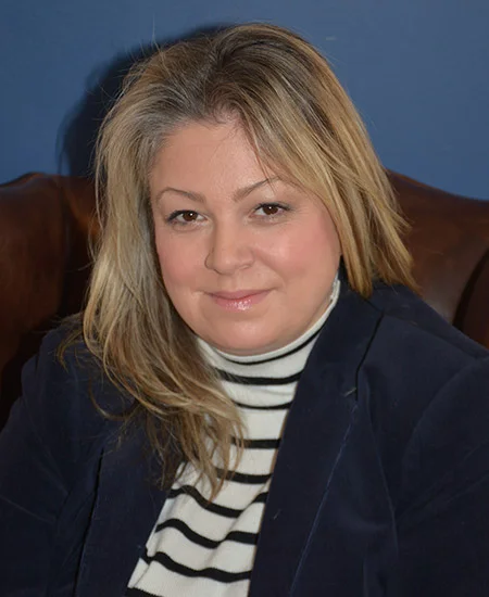Hurlbutt-Melissa-Freeman_AB_Headshot_450x550_11-17.jpg