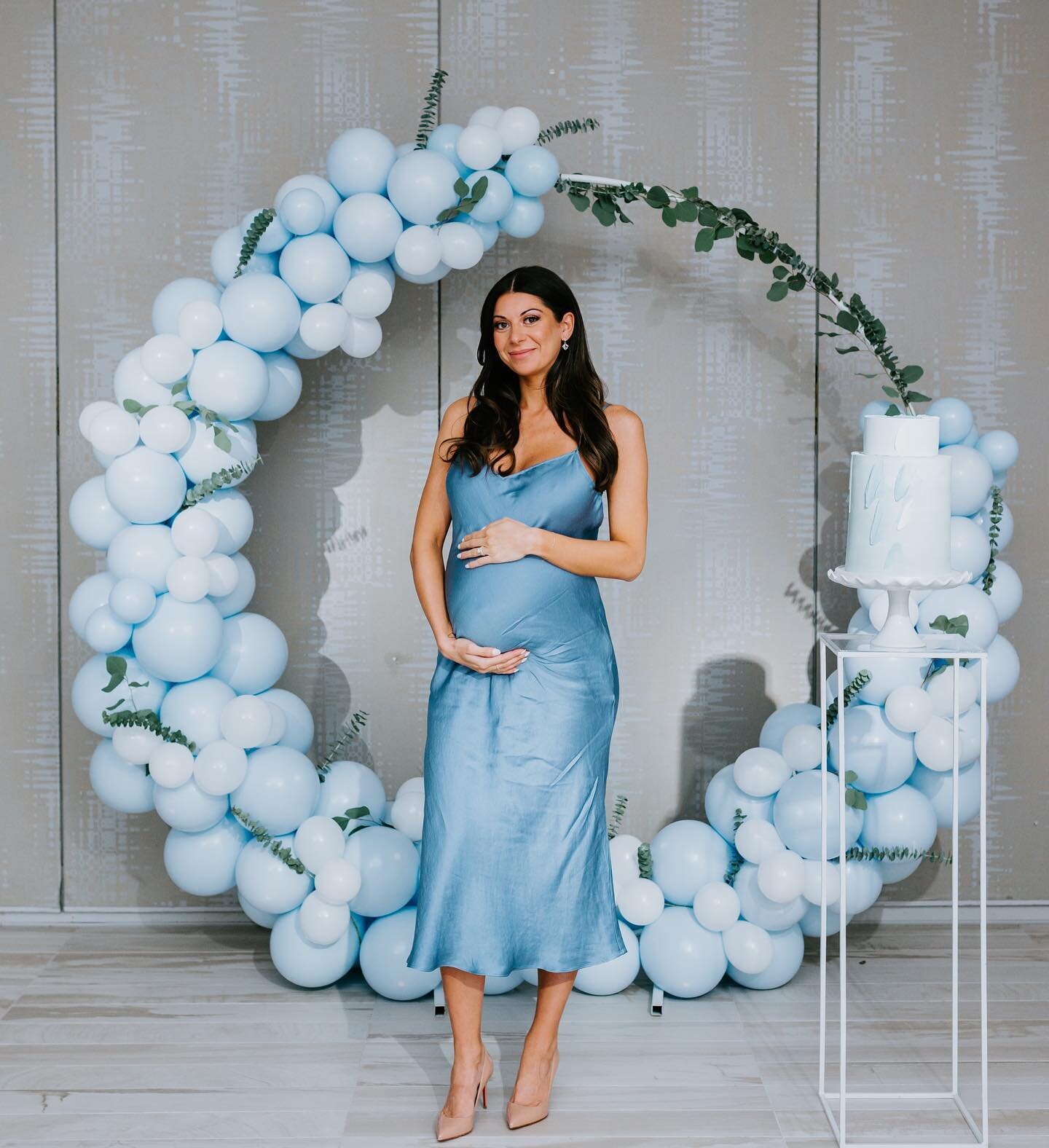 A super special &amp; sweet baby shower we did for our dear friend @lorenahinnawi 💙 Can&rsquo;t wait to get back into creating all these beautiful memories for all of you!!! 
.
.
Planning &amp; design @blushingaura 
Photography @lelanialittlephotogr