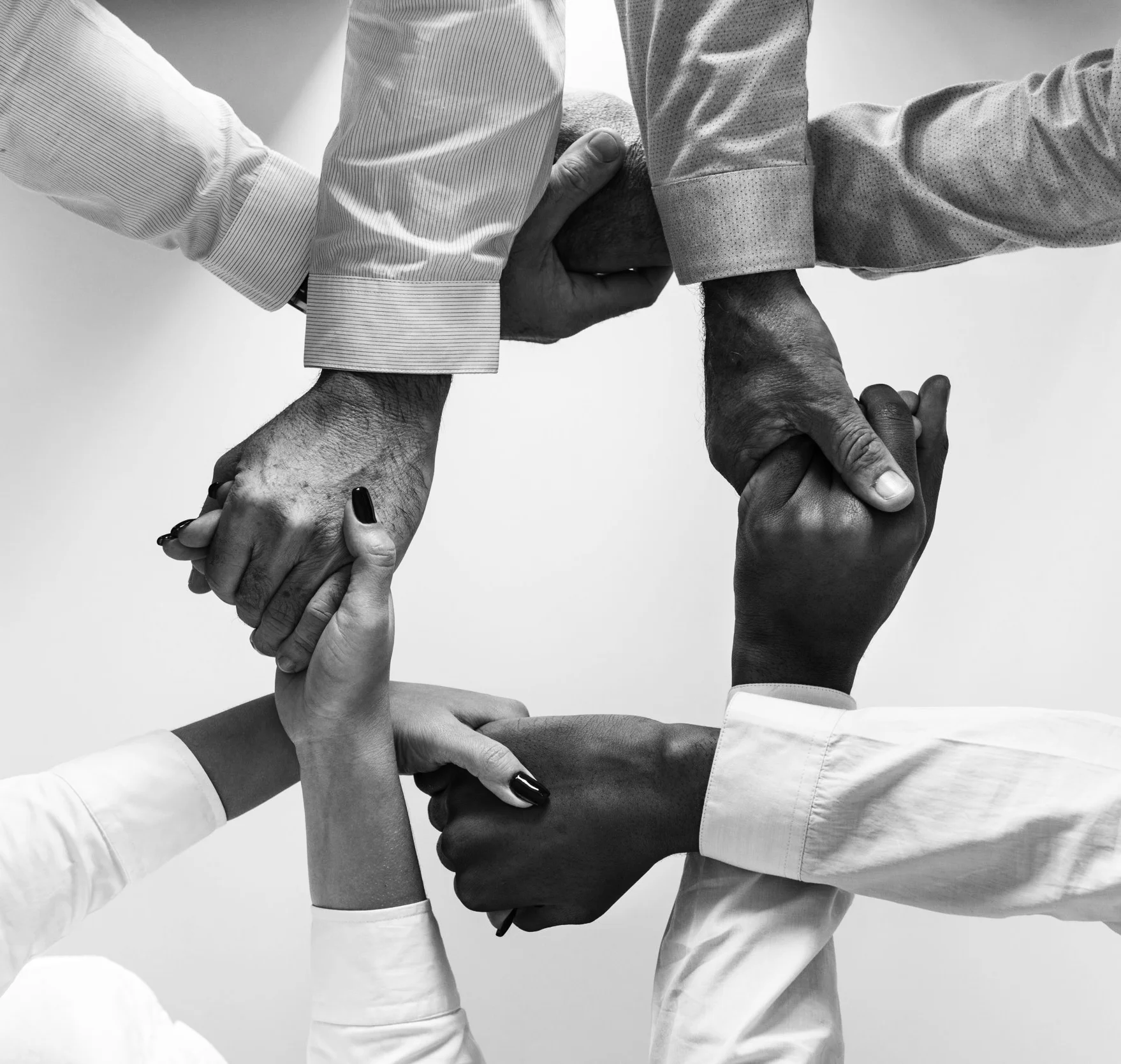 black-collaboration-cooperation-943630_bw.jpg