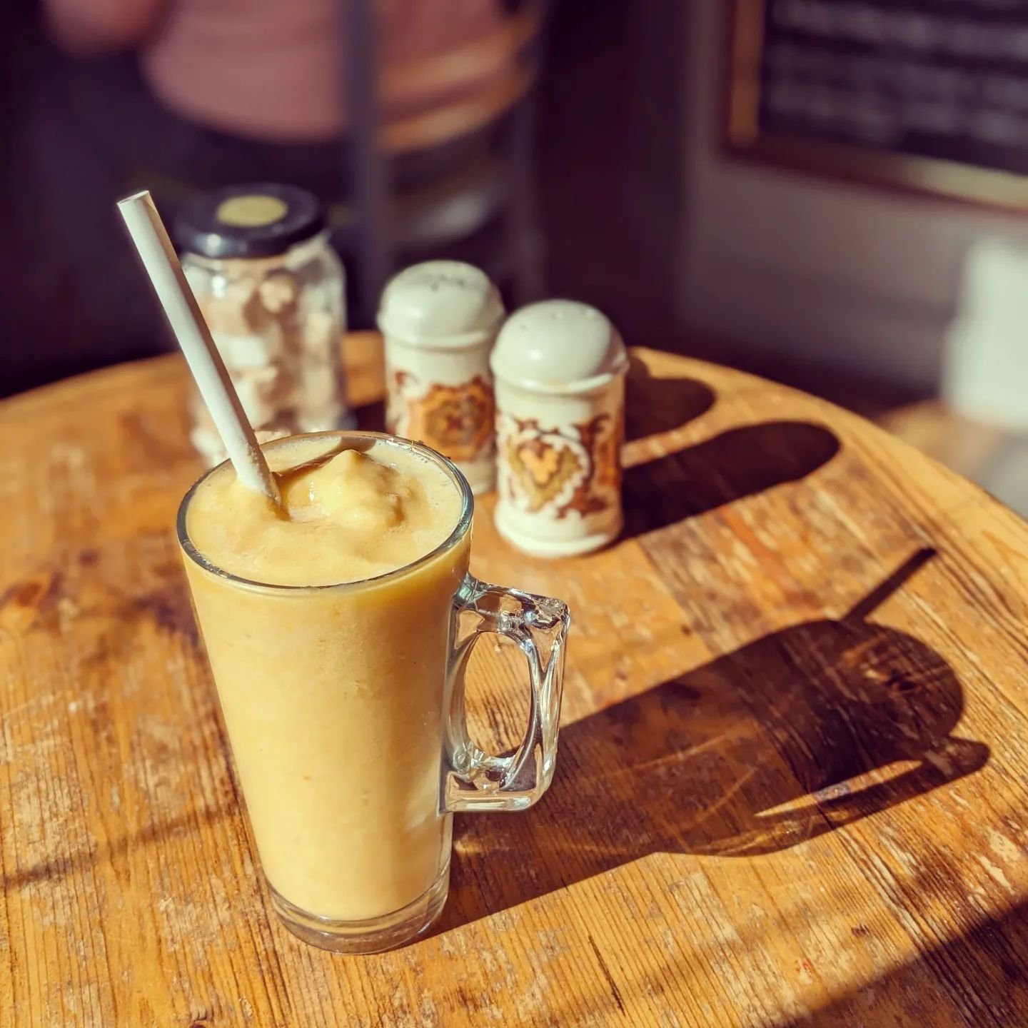 The sun is out! 

It might be chilly, but that isn't going to stop us enjoying the rays...

It must be time for some more refreshing thirst quenchers, rather than our cosy winter warmers, surely??

Our smoothies are available all year round, but they