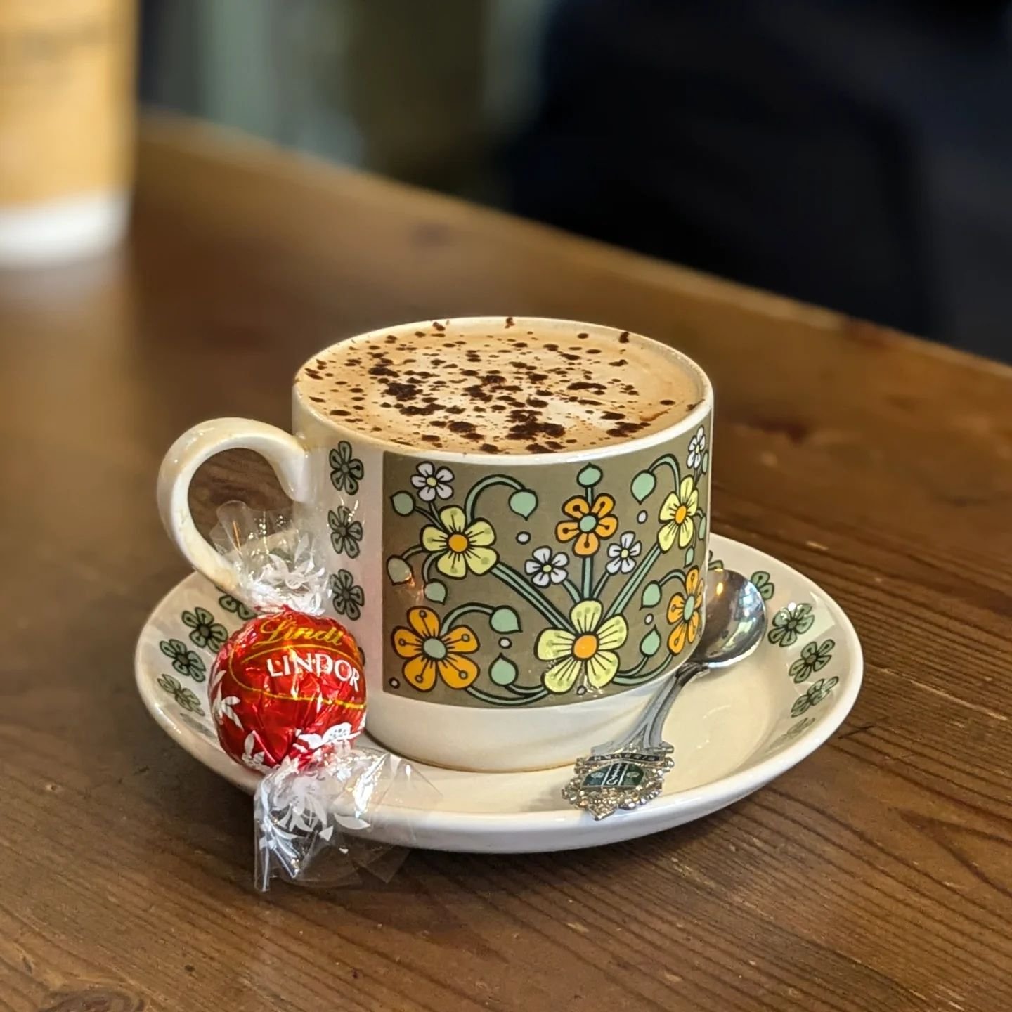 Christmas season has officially begun, so why not start as you mean to go on and add a Lindt Lindor Ball to your latte to make an extra special coffee! 

Just ask for a Lindor Latte at the counter!