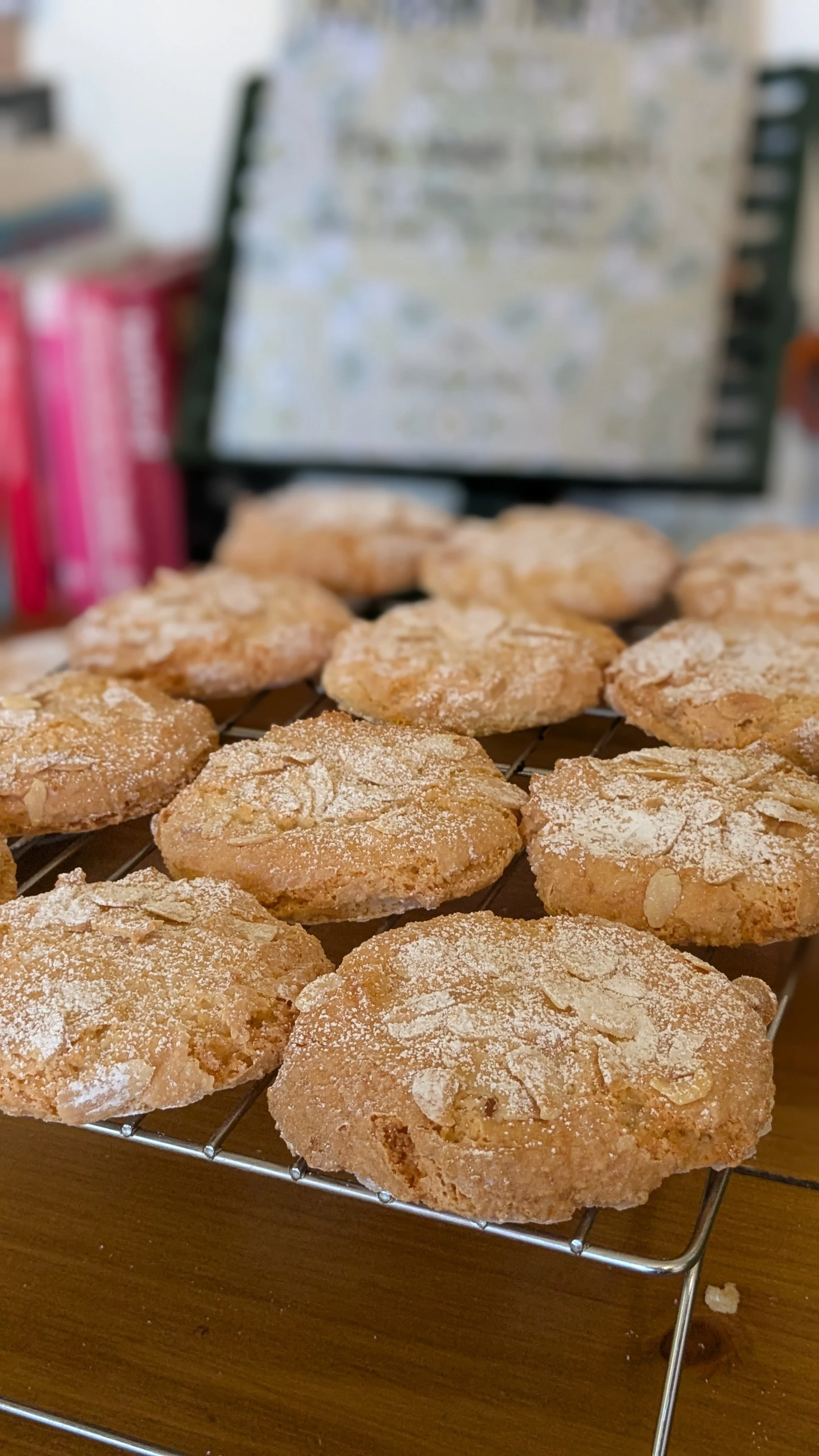 Recipe: Almond Macaroons