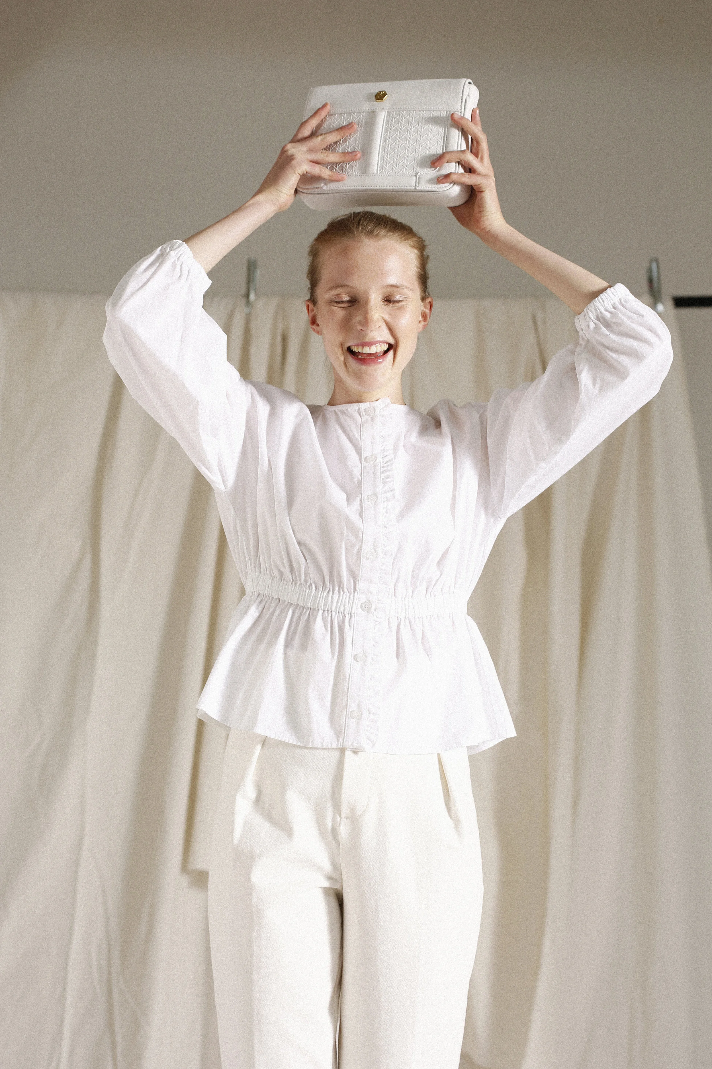 Magalie Model18219.jpg