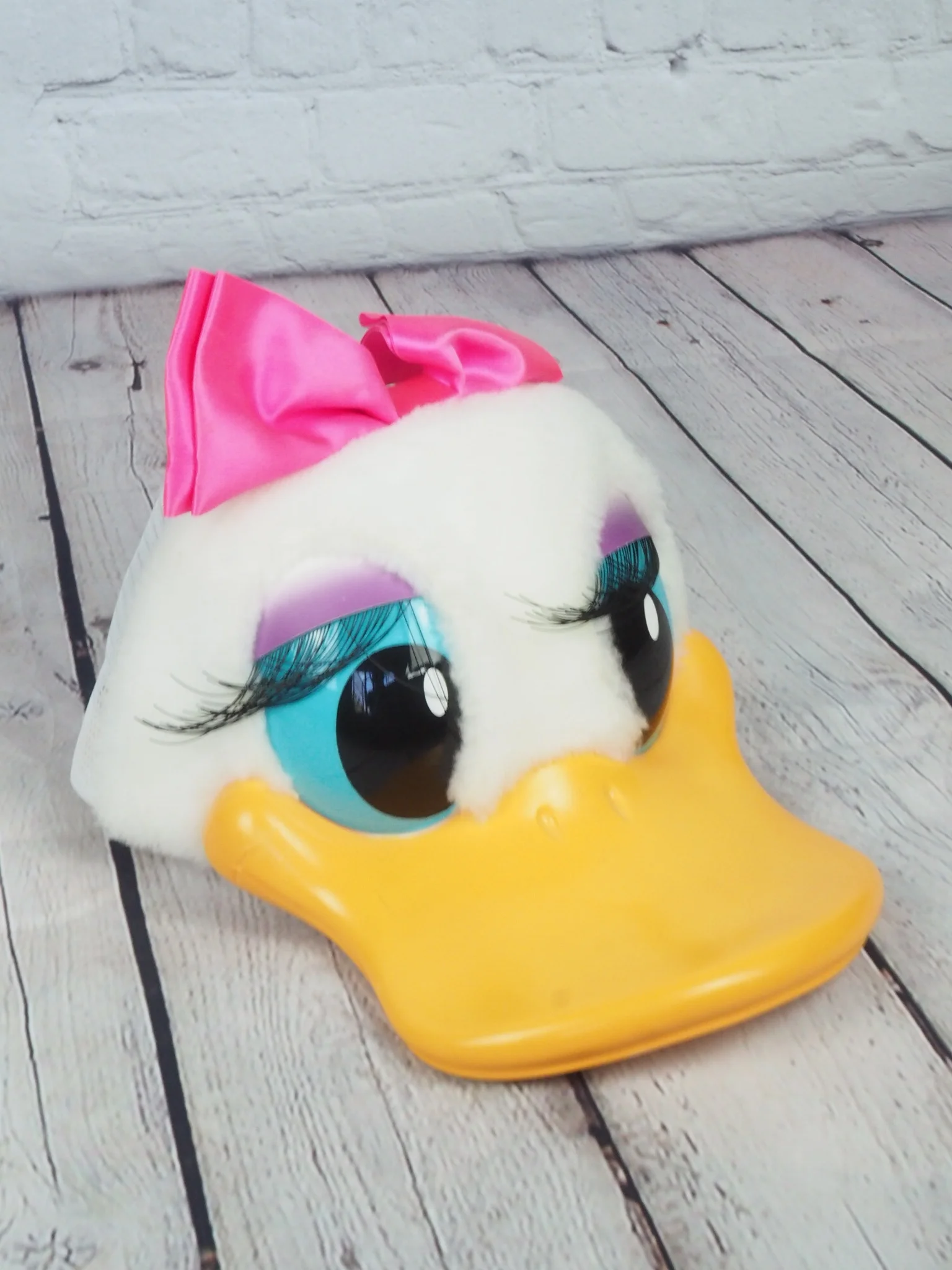 Daisy Duck Snap Back — Rita Lane Vintage