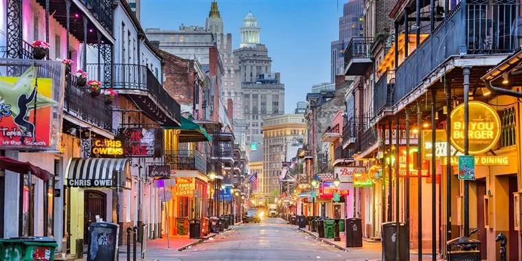 travel-guide-new-orleans-french-quarter-today-180706-main-art_be5f96adf9c1aff9b98deb71ce359166.fit-760w.jpg