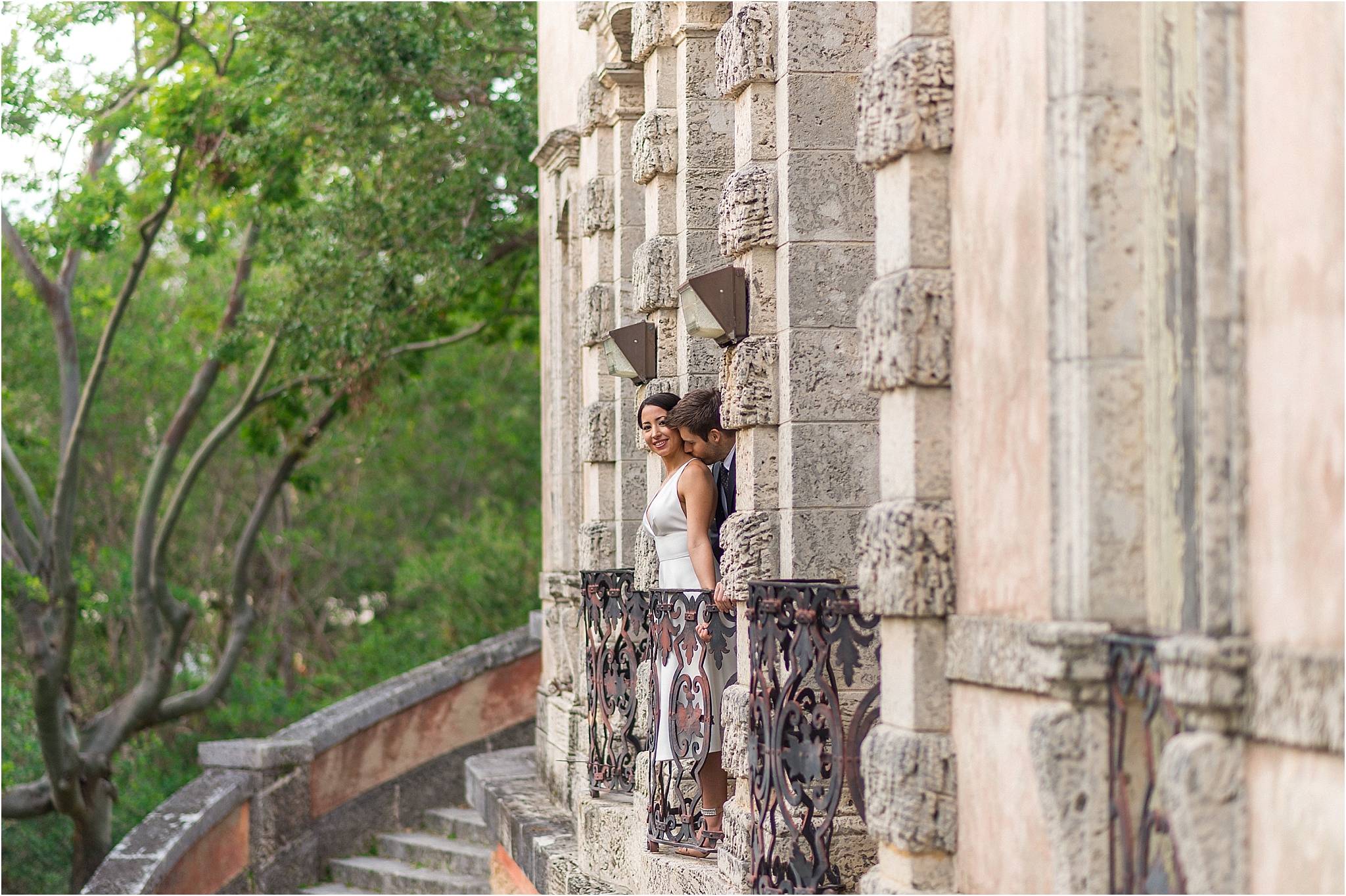 Vizcaya-Engagement-Session-Baro-Studios_0017.jpg