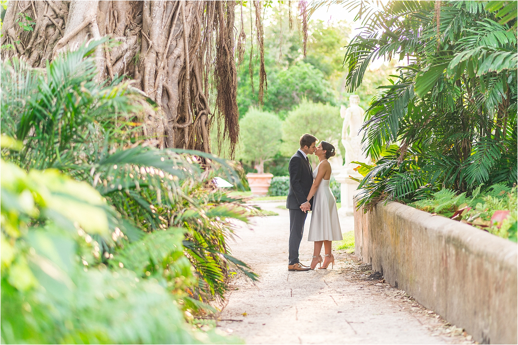 Vizcaya-Engagement-Session-Baro-Studios_0021.jpg