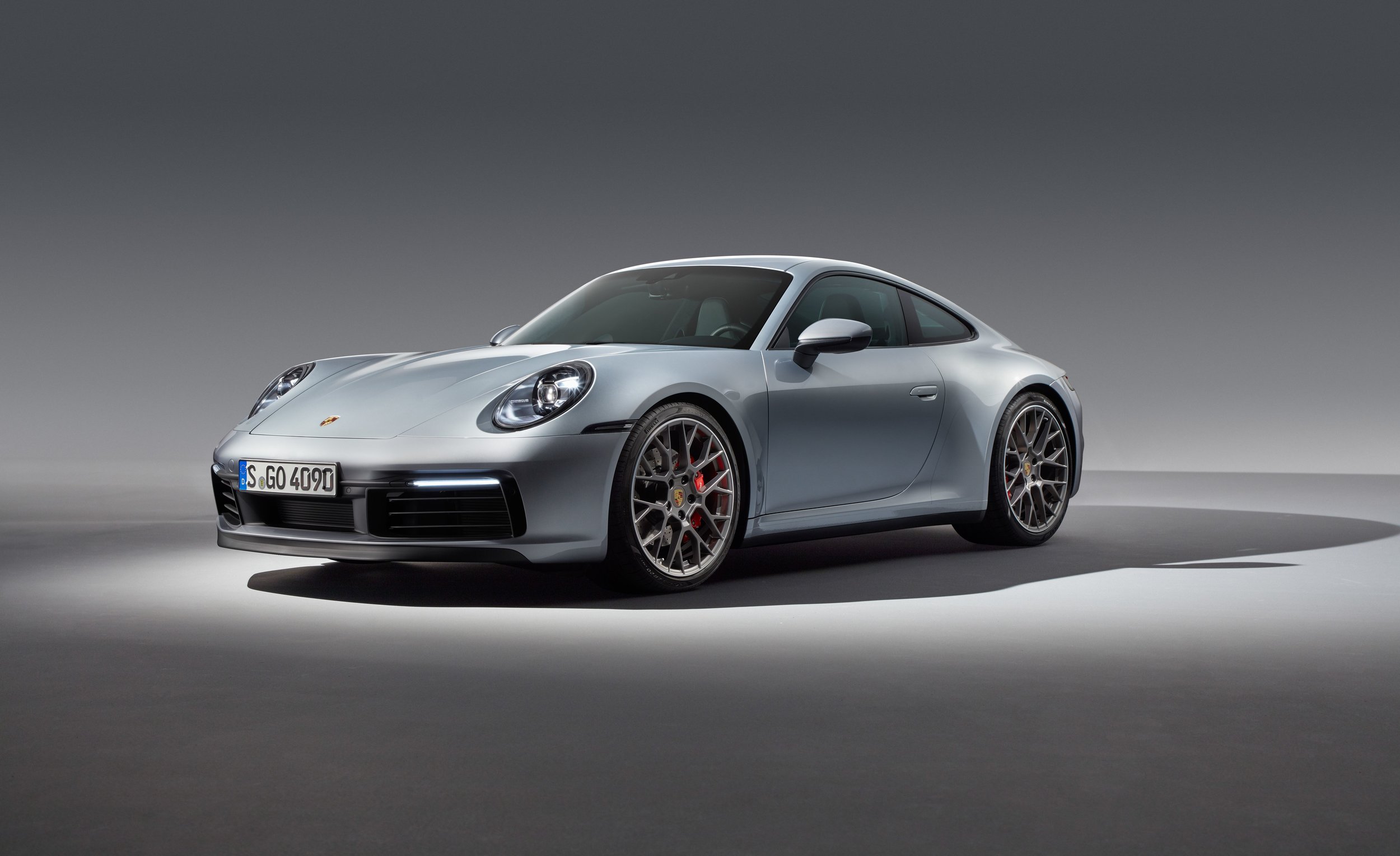 2020-porsche-911-101-1543337534.jpg