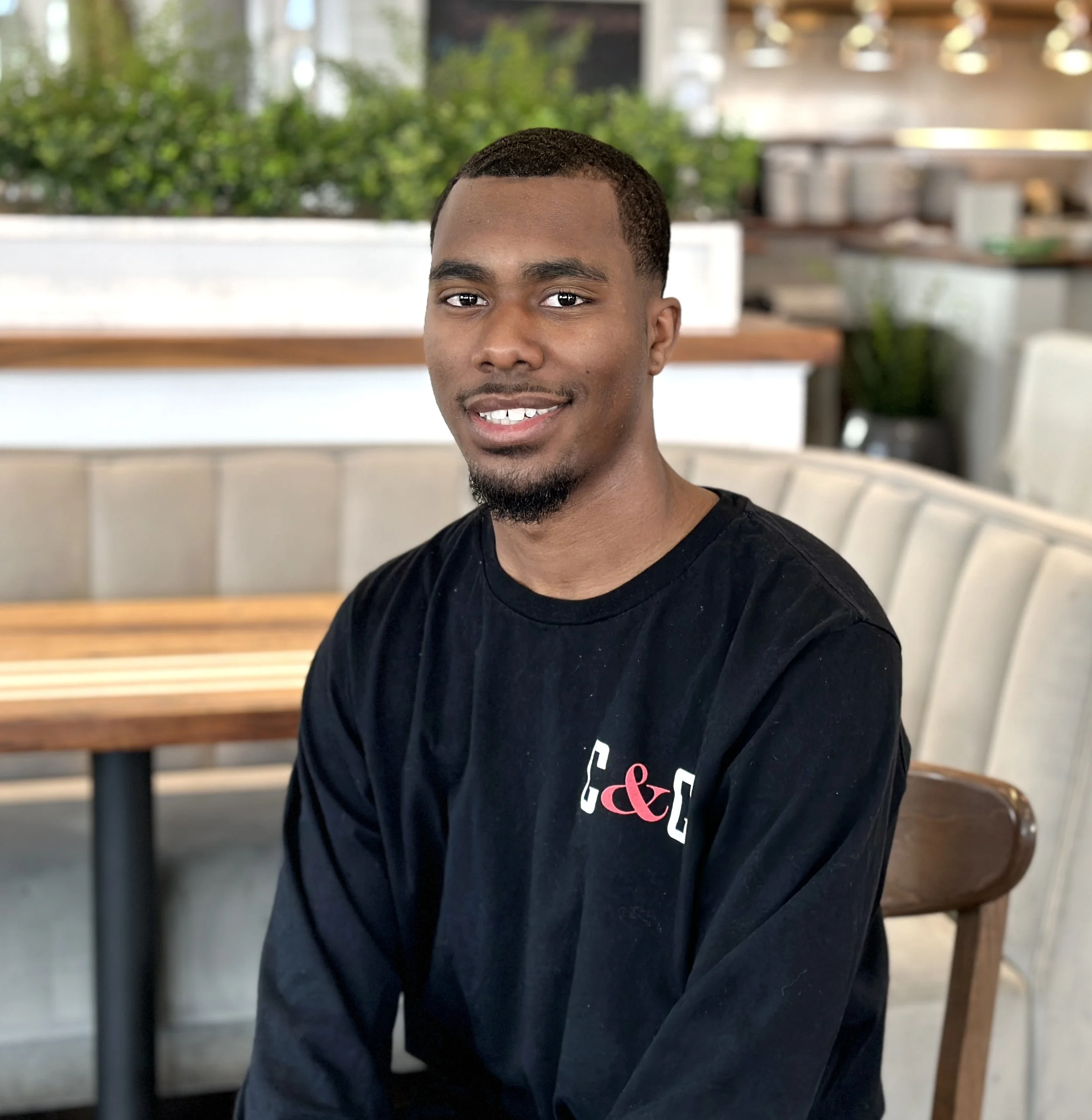 JAMES JONES, SOUS CHEF