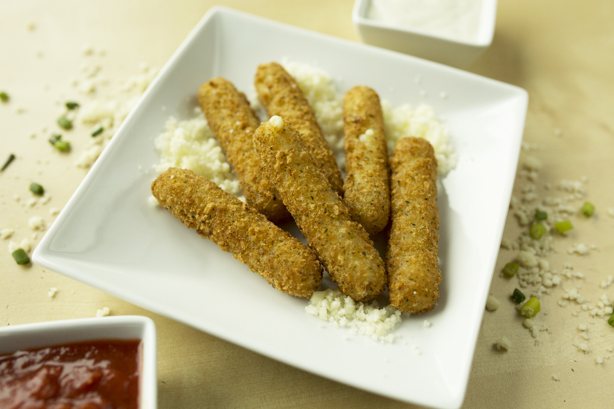 STARTER - Mozzarella Sticks.jpg